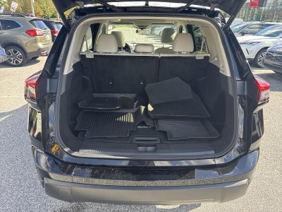2024 Nissan Rogue AWD SV