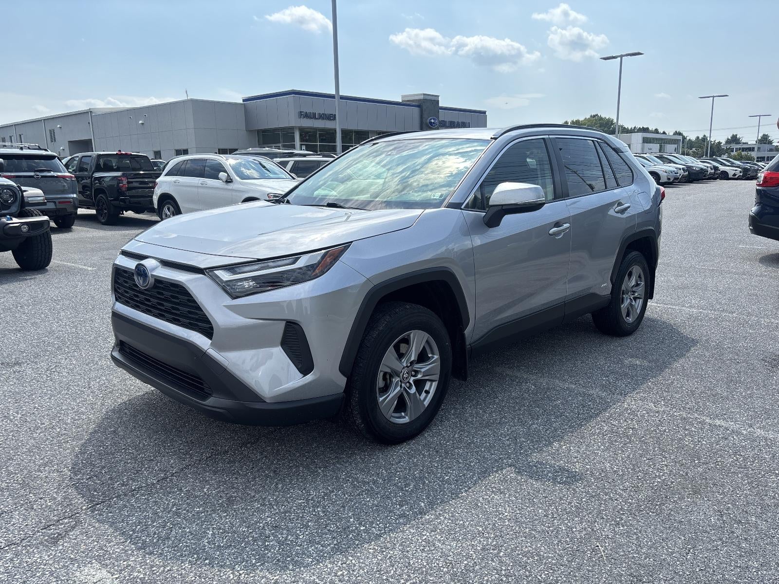 2023 Toyota RAV4 Hybrid XLE AWD (Natl)