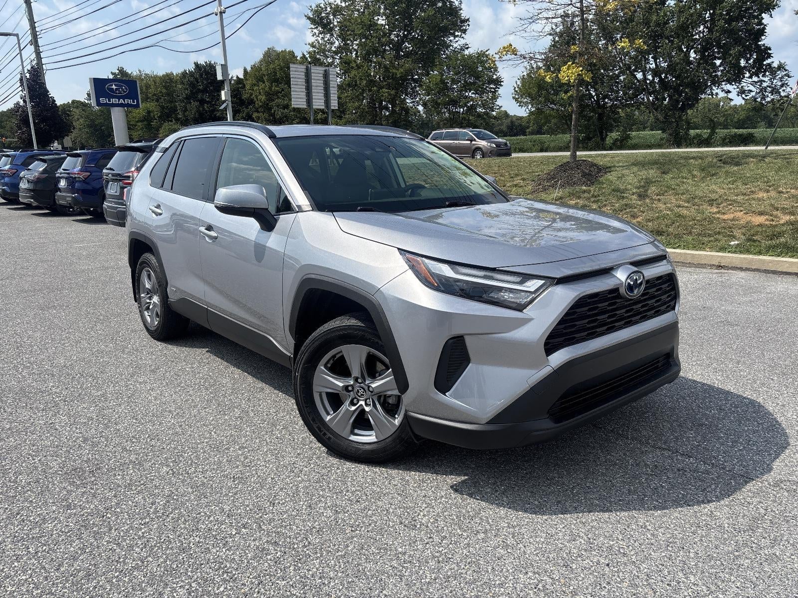 2023 Toyota RAV4 Hybrid XLE AWD (Natl)