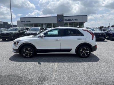 2025 Kia Niro SX FWD