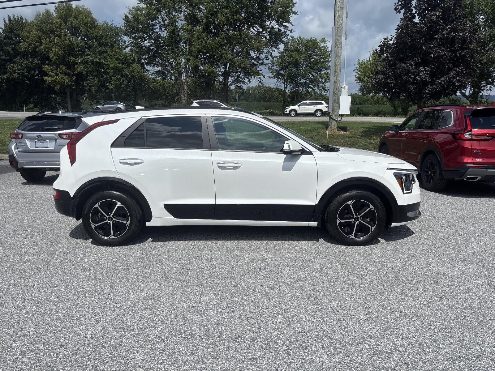 2025 Kia Niro SX FWD