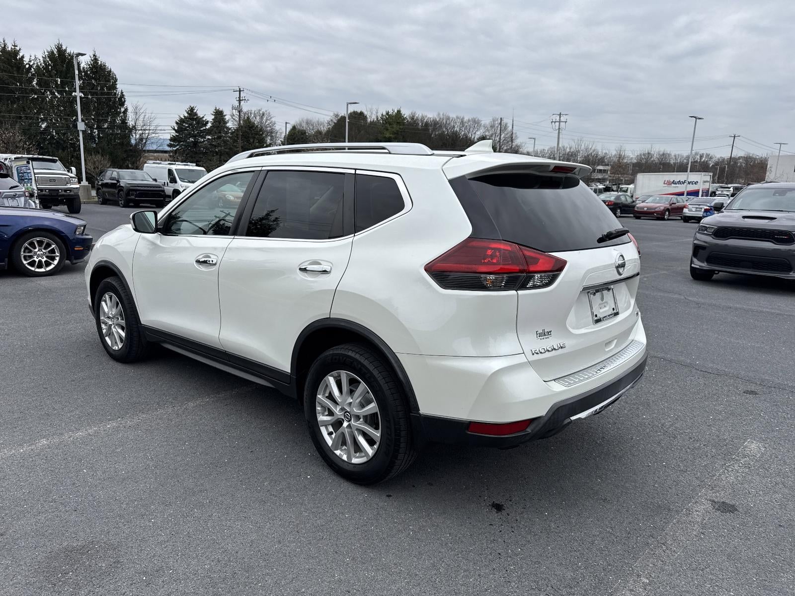 2018 Nissan Rogue AWD SV