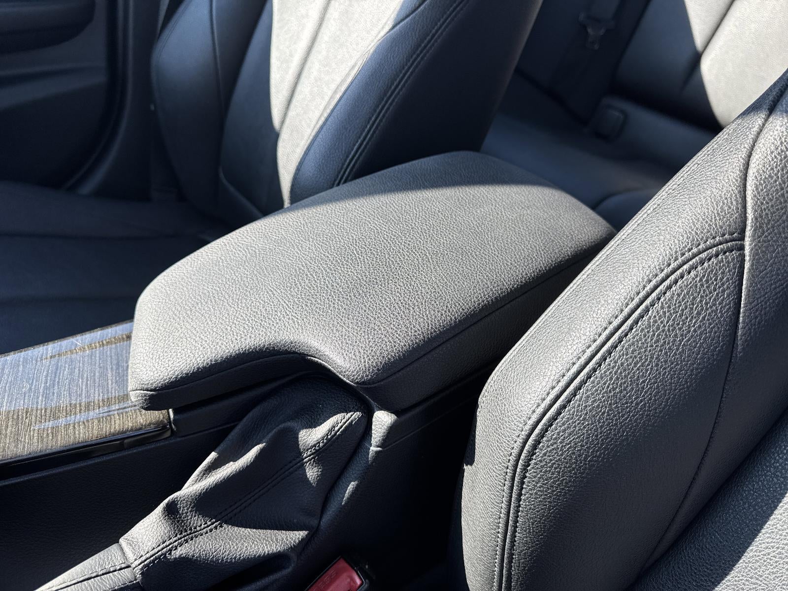 2018 BMW 330i xDrive Sedan