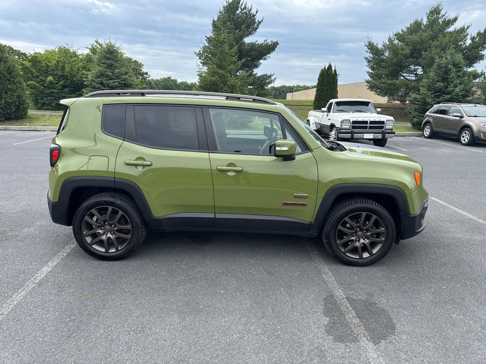 2016 Jeep Renegade 4WD 4dr 75th Anniversary