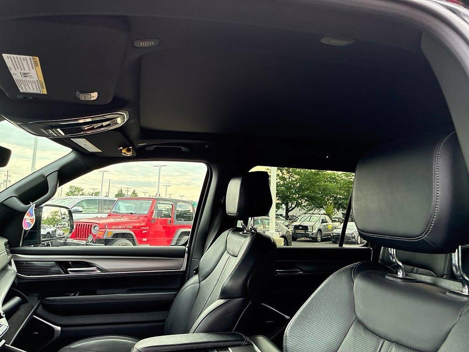 2023 Jeep Wagoneer Series II Carbide 4x4