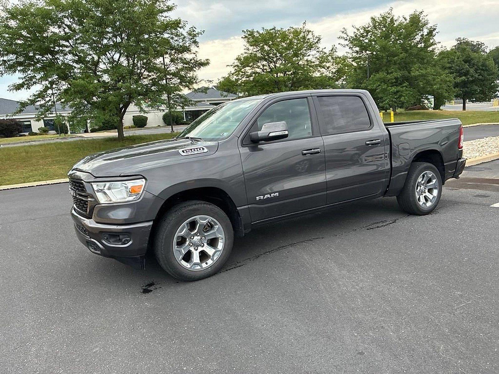 2022 RAM 1500 Big Horn 4x4 Crew Cab 5'7" Box