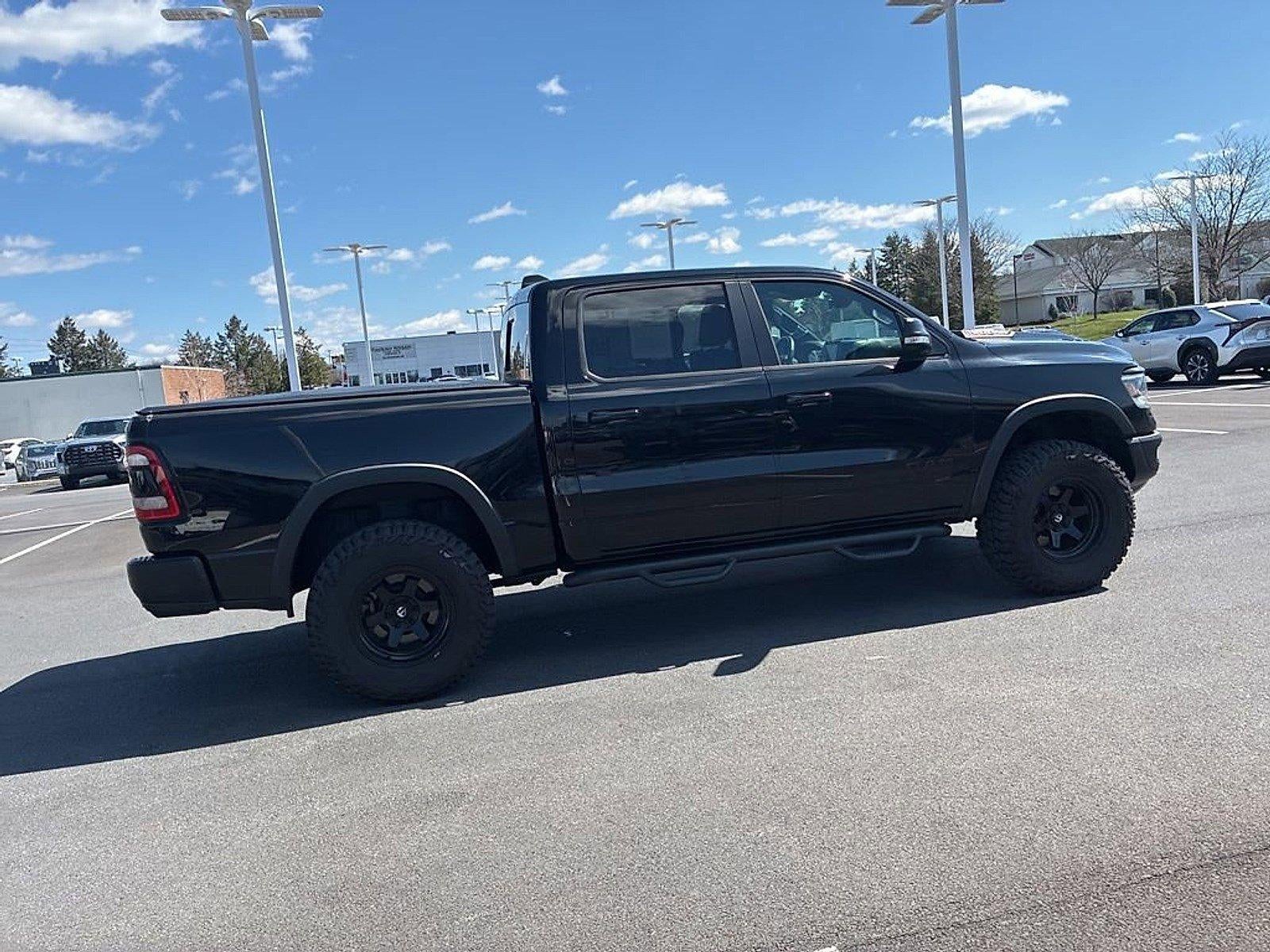 2020 RAM 1500 Rebel 4x4 Crew Cab 5'7" Box