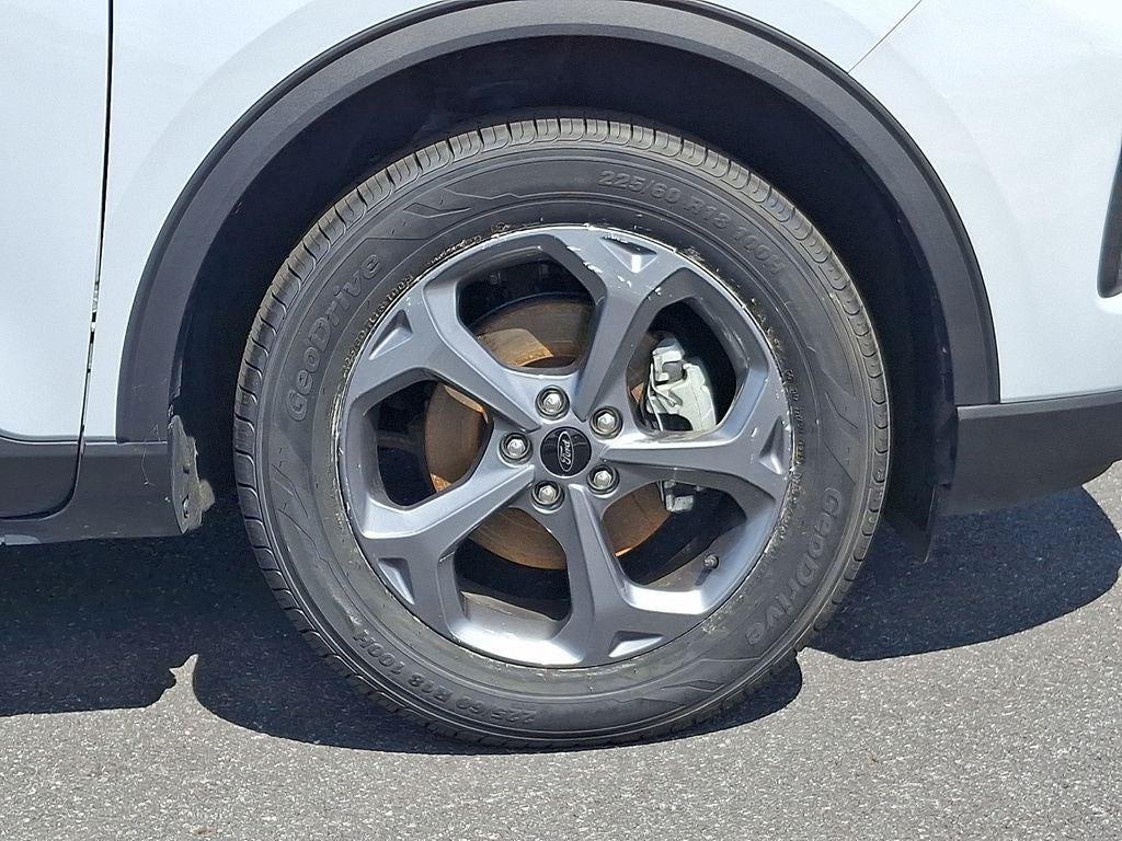 2025 Ford Escape ST-Line Select