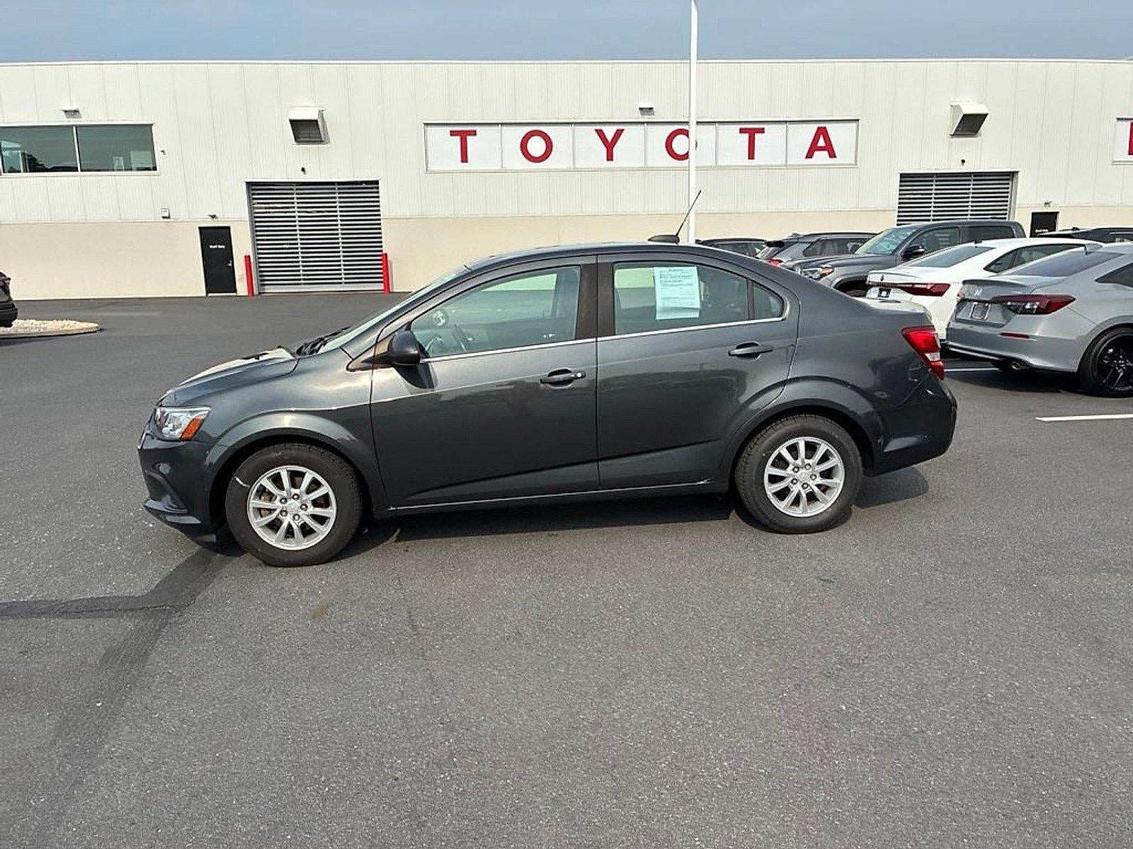 2019 Chevrolet Sonic Sedan LT Auto