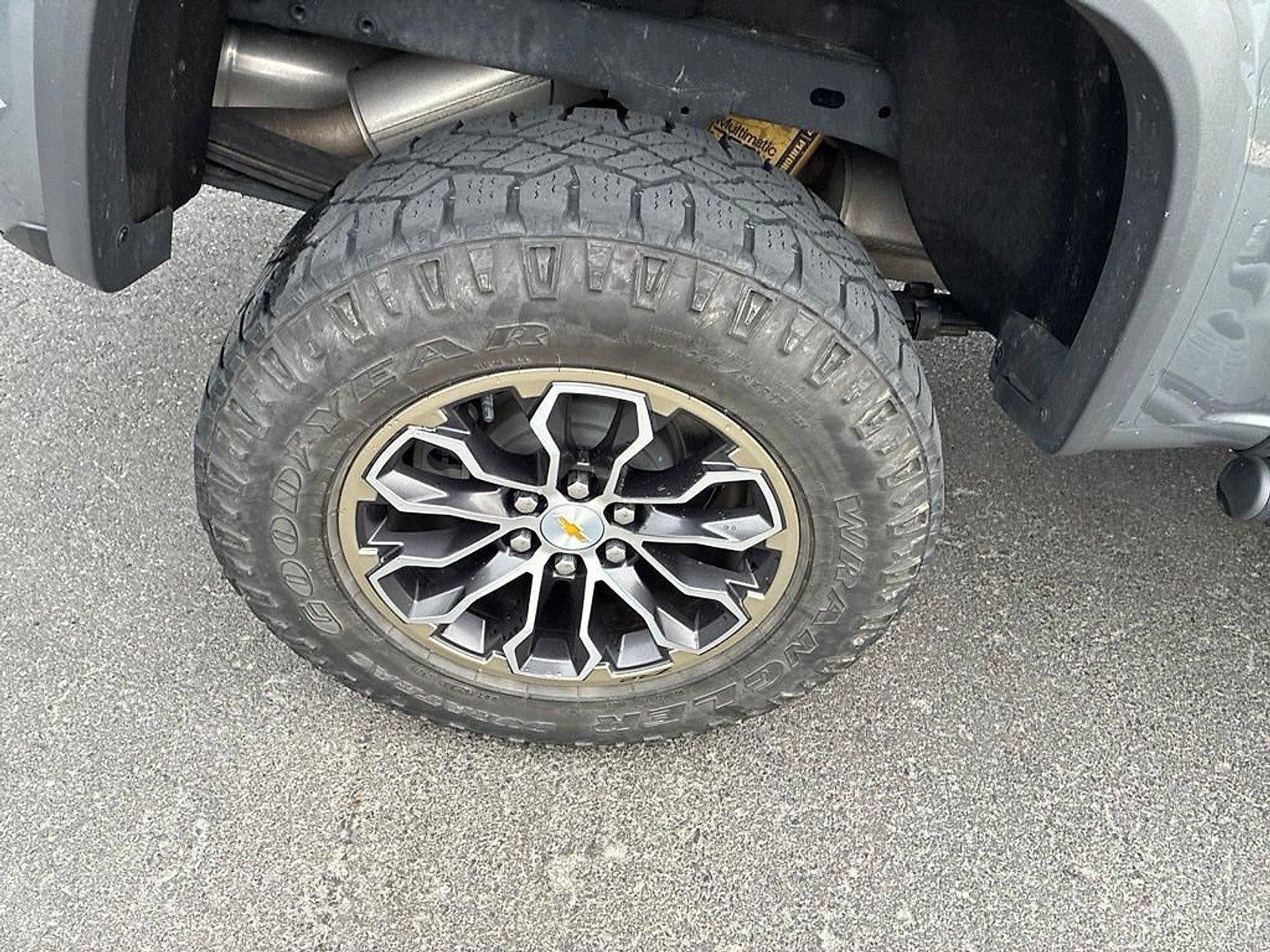 2022 Chevrolet Colorado Crew Cab Short Box 4-Wheel Drive ZR2