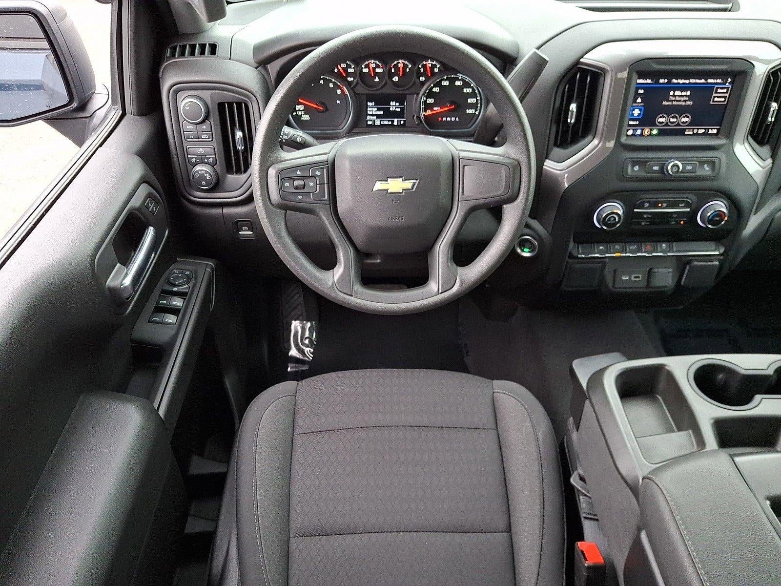 2022 Chevrolet Silverado 1500 Crew Cab Short Box 4-Wheel Drive Custom