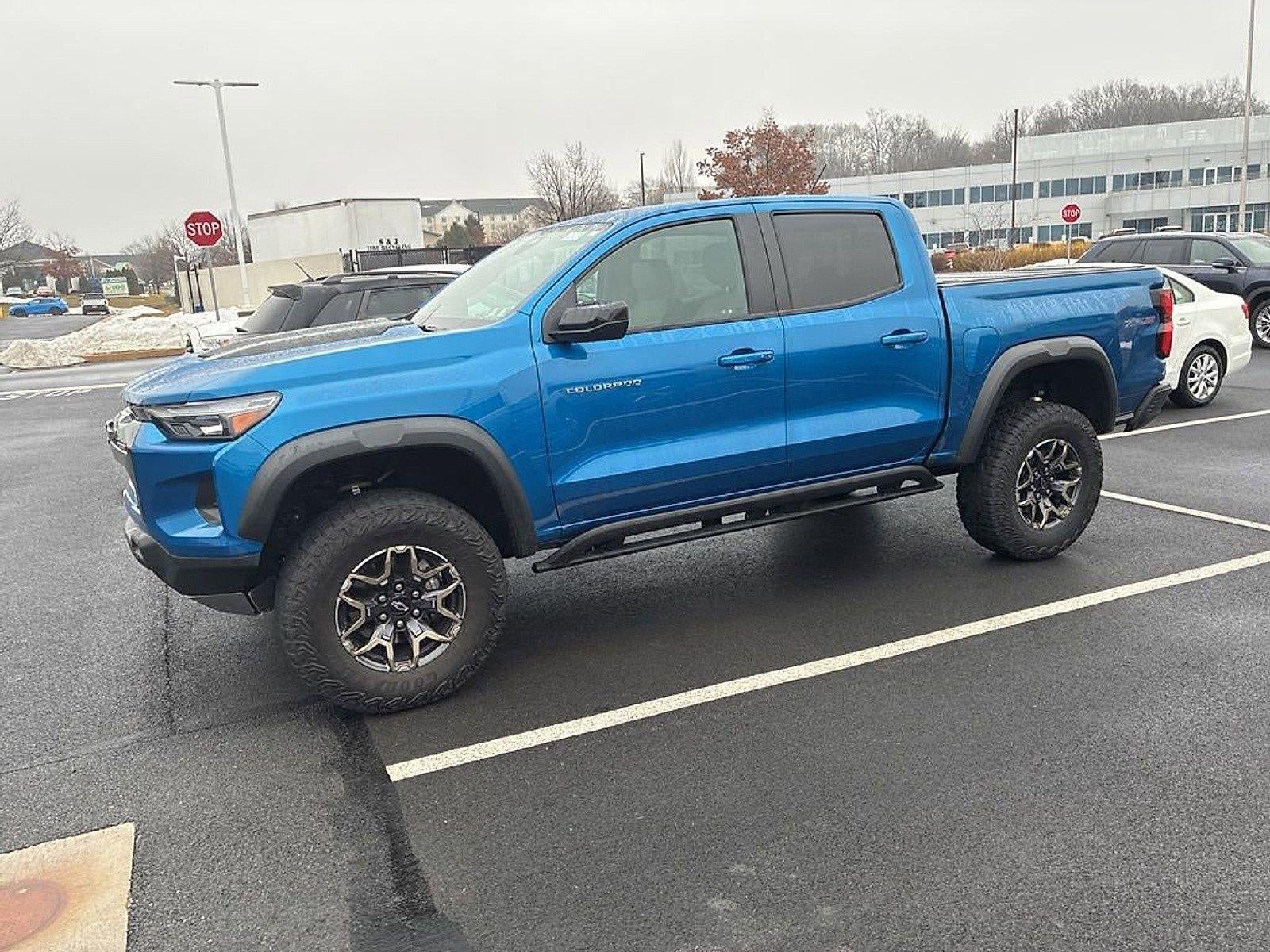 2023 Chevrolet Colorado Crew Cab Short Box 4-Wheel Drive ZR2