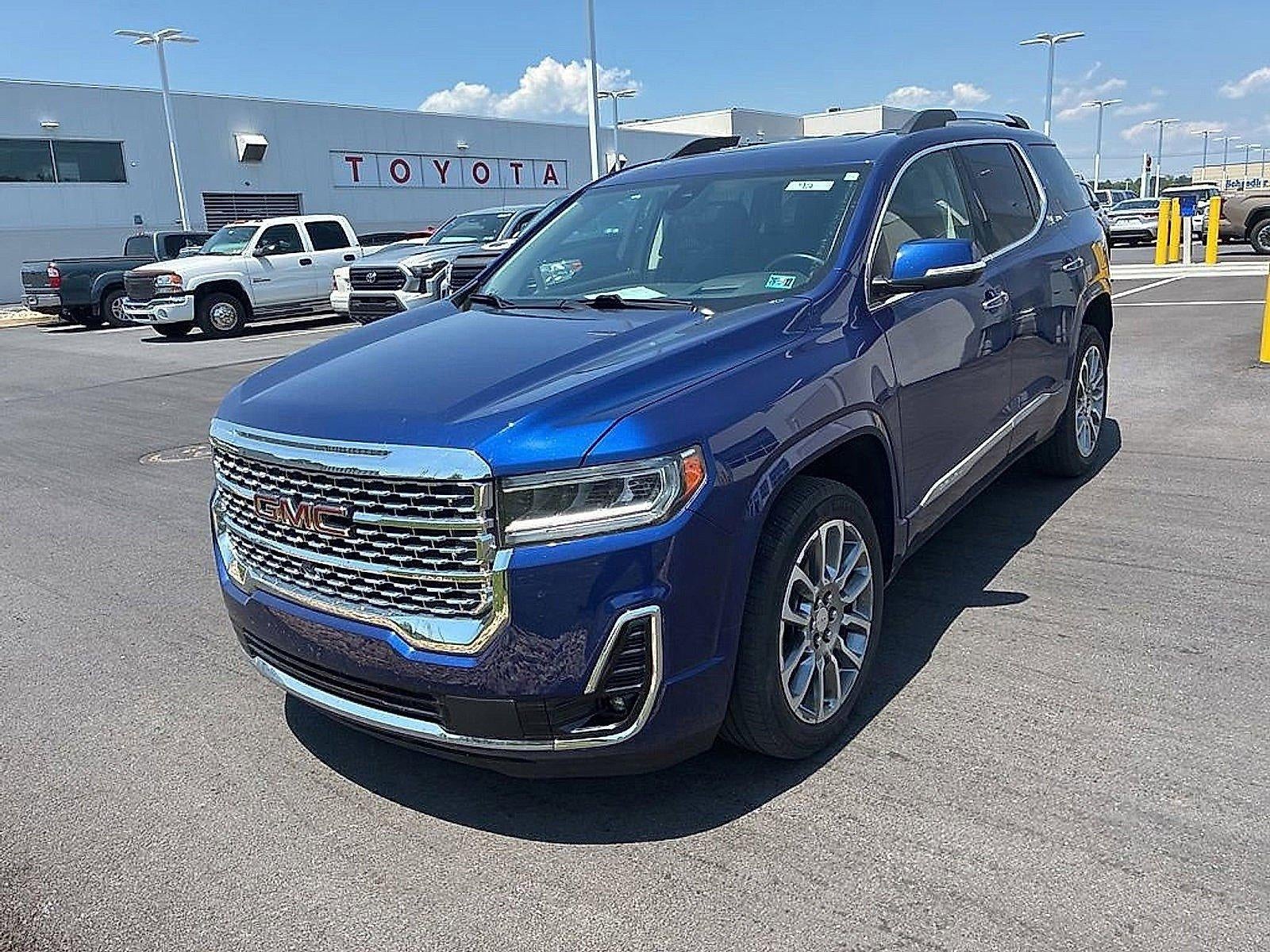 2023 GMC Acadia AWD Denali