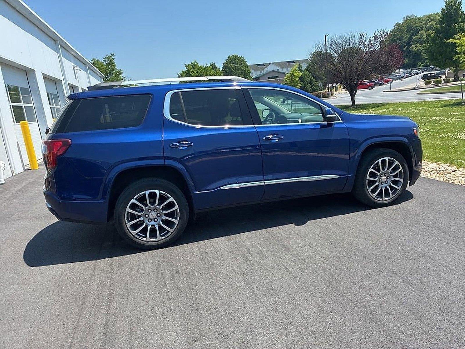 2023 GMC Acadia AWD Denali