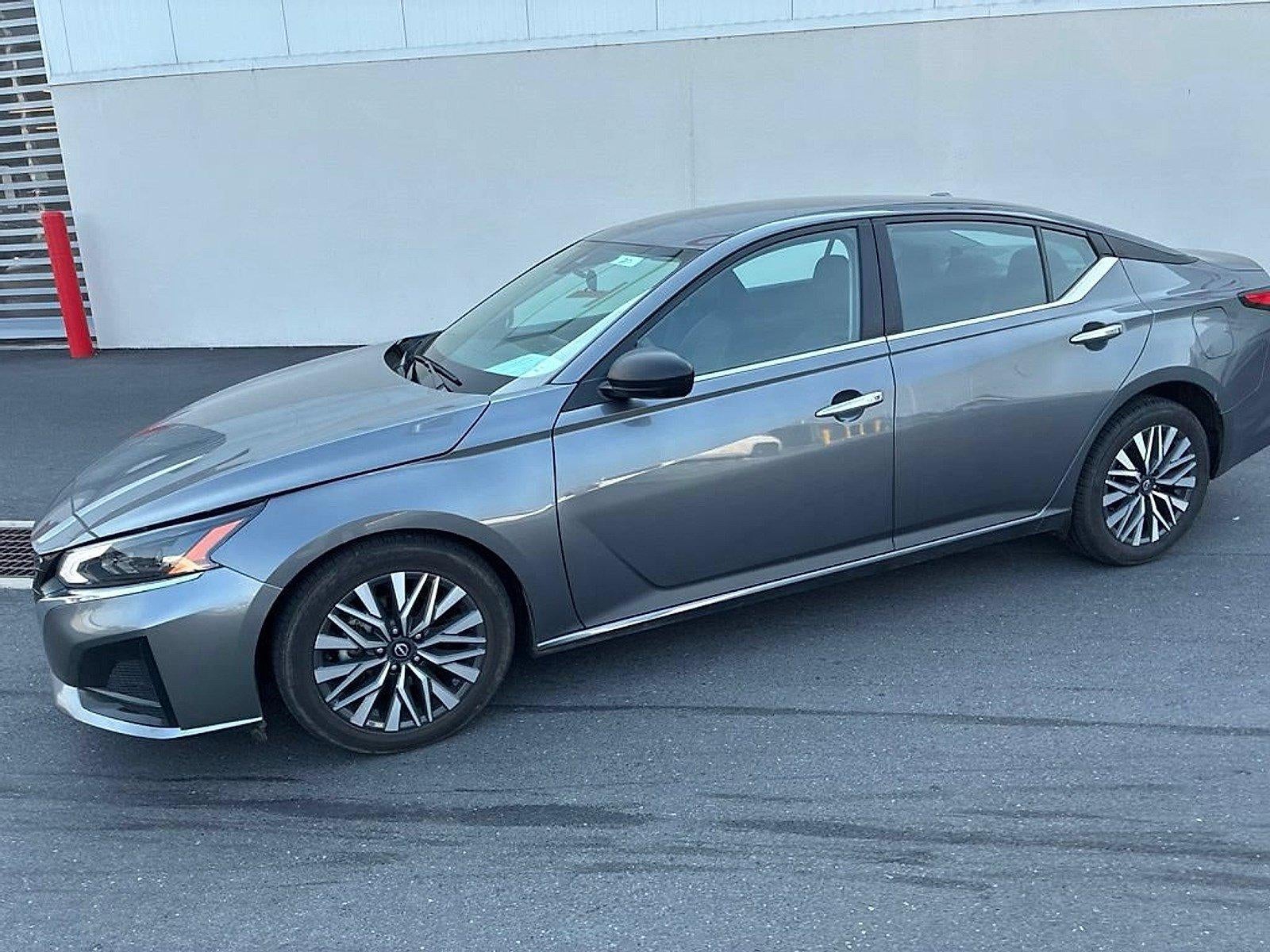 2024 Nissan Altima 2.5 SV Sedan