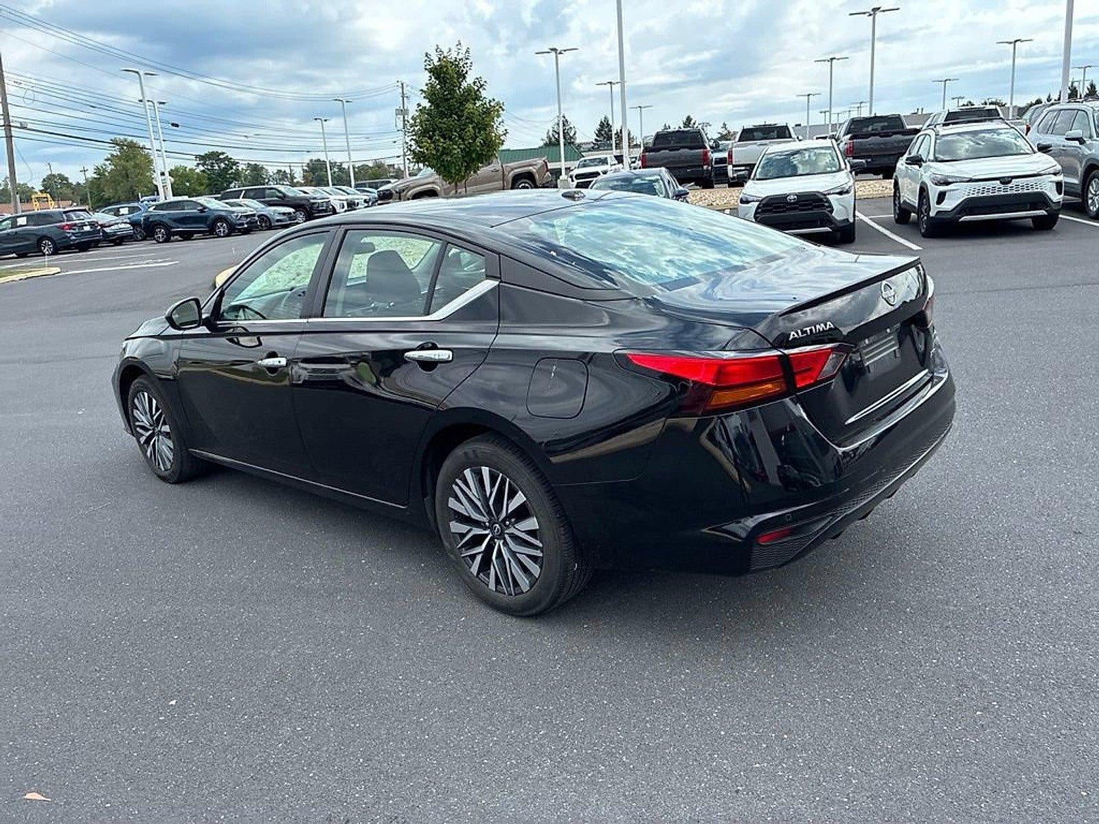2025 Nissan Altima SV AWD