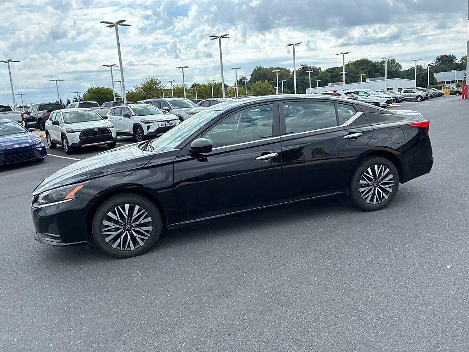 2025 Nissan Altima SV AWD