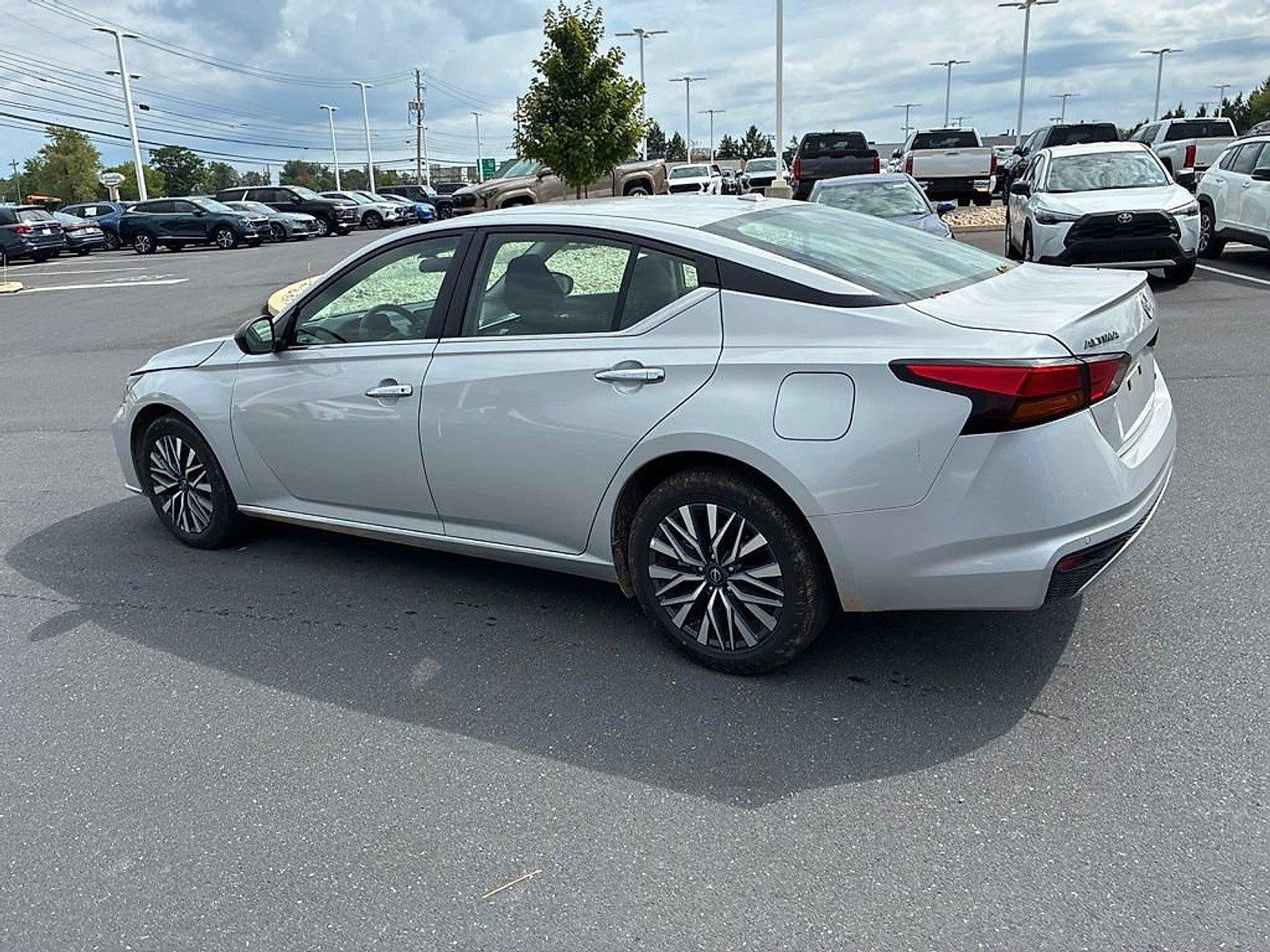 2025 Nissan Altima SV AWD