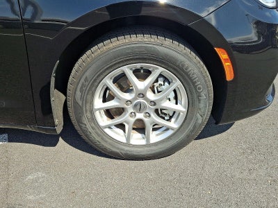 2024 Chrysler Pacifica Touring L FWD