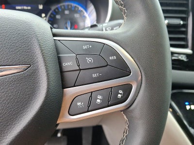 2024 Chrysler Pacifica Touring L FWD