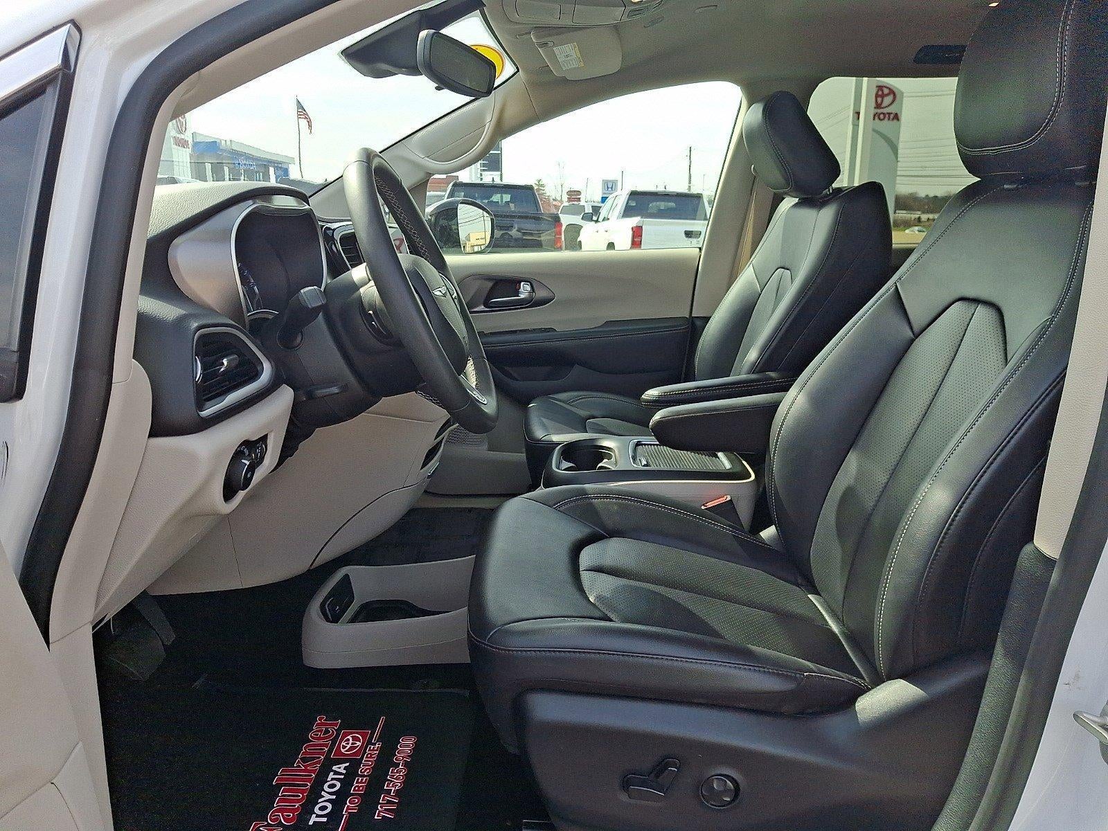 2024 Chrysler Pacifica Touring L FWD