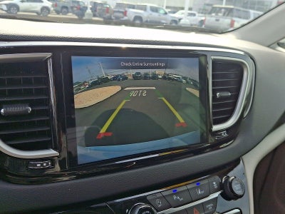 2024 Chrysler Pacifica Touring L FWD