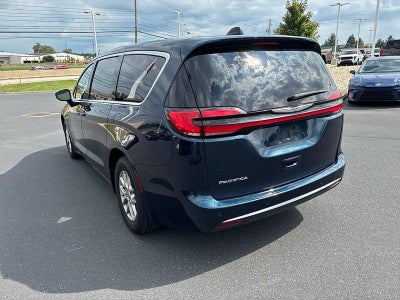 2024 Chrysler Pacifica Touring L FWD