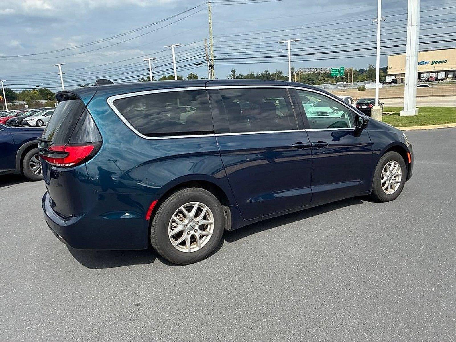 2024 Chrysler Pacifica Touring L FWD