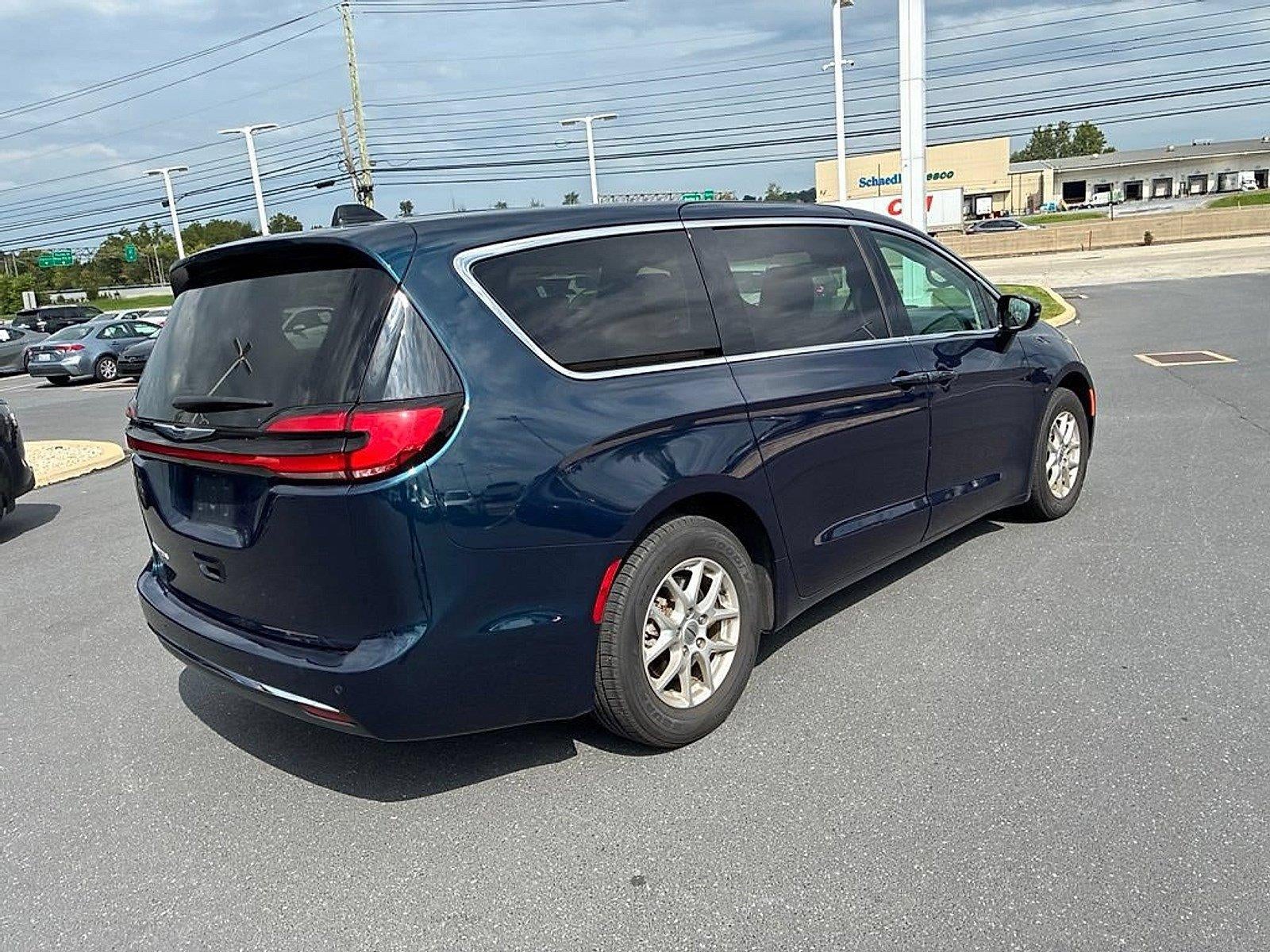 2024 Chrysler Pacifica Touring L FWD