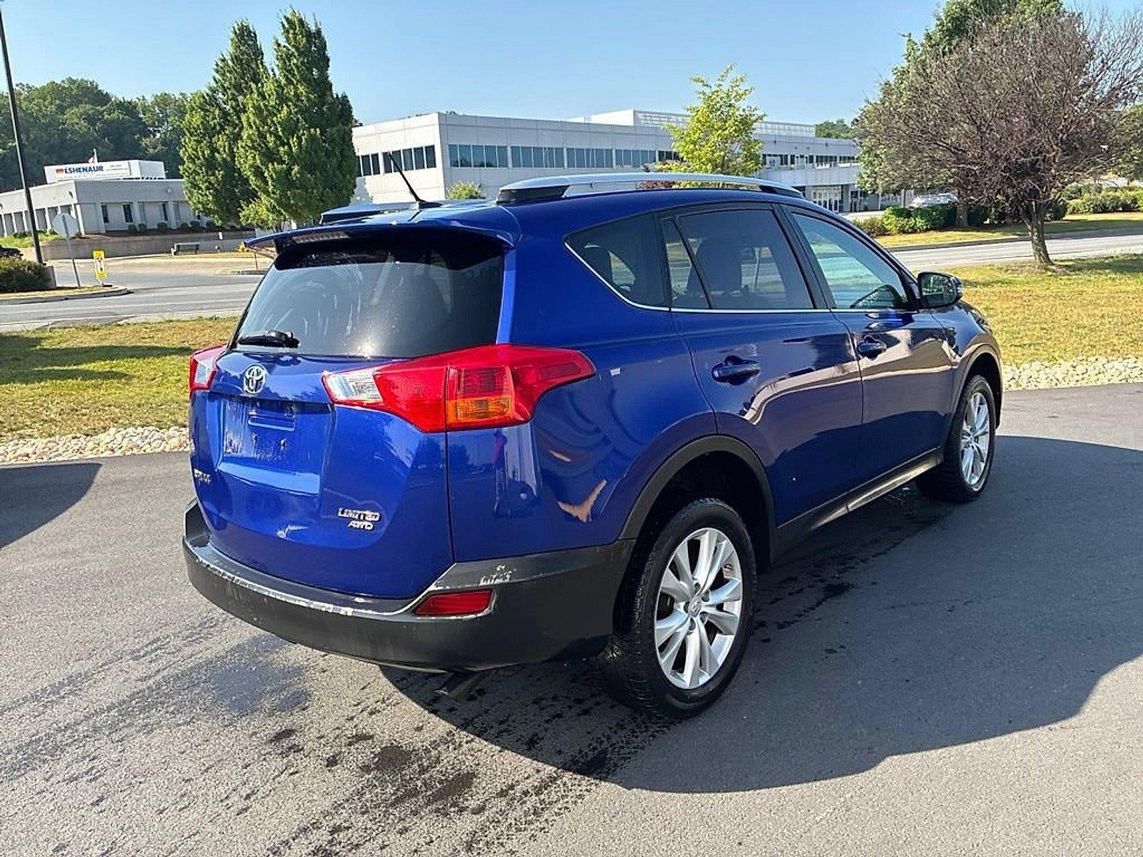 2015 Toyota RAV4 AWD 4dr Limited (GS)