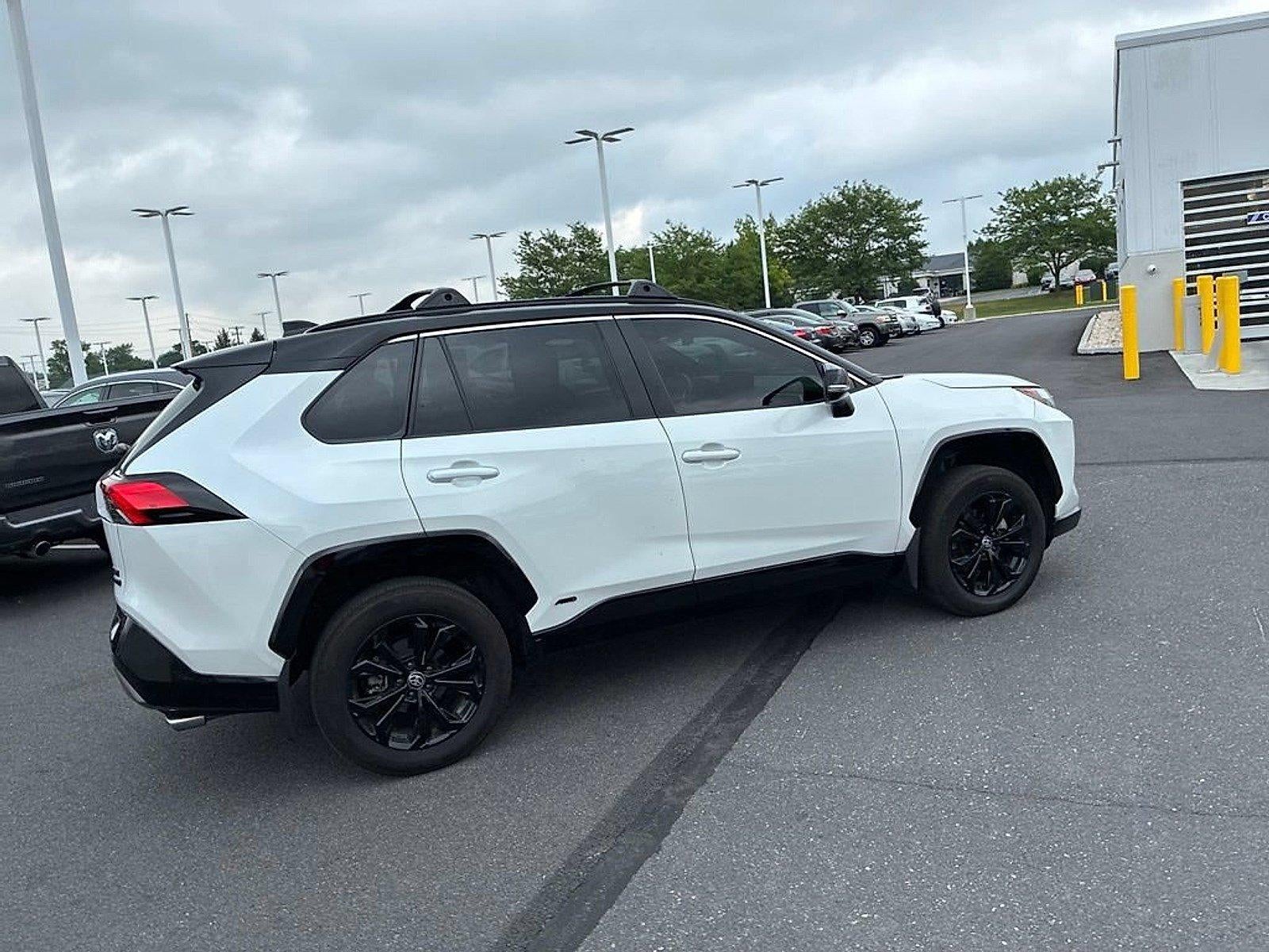 2024 Toyota RAV4 Hybrid XSE AWD (Natl)