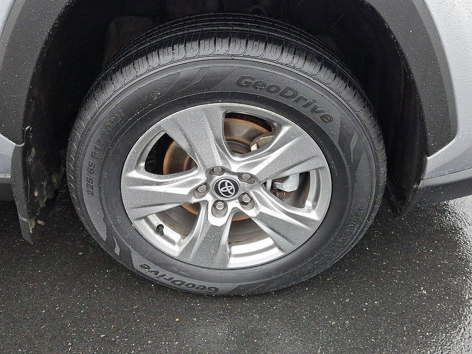 2023 Toyota RAV4 XLE AWD (Natl)