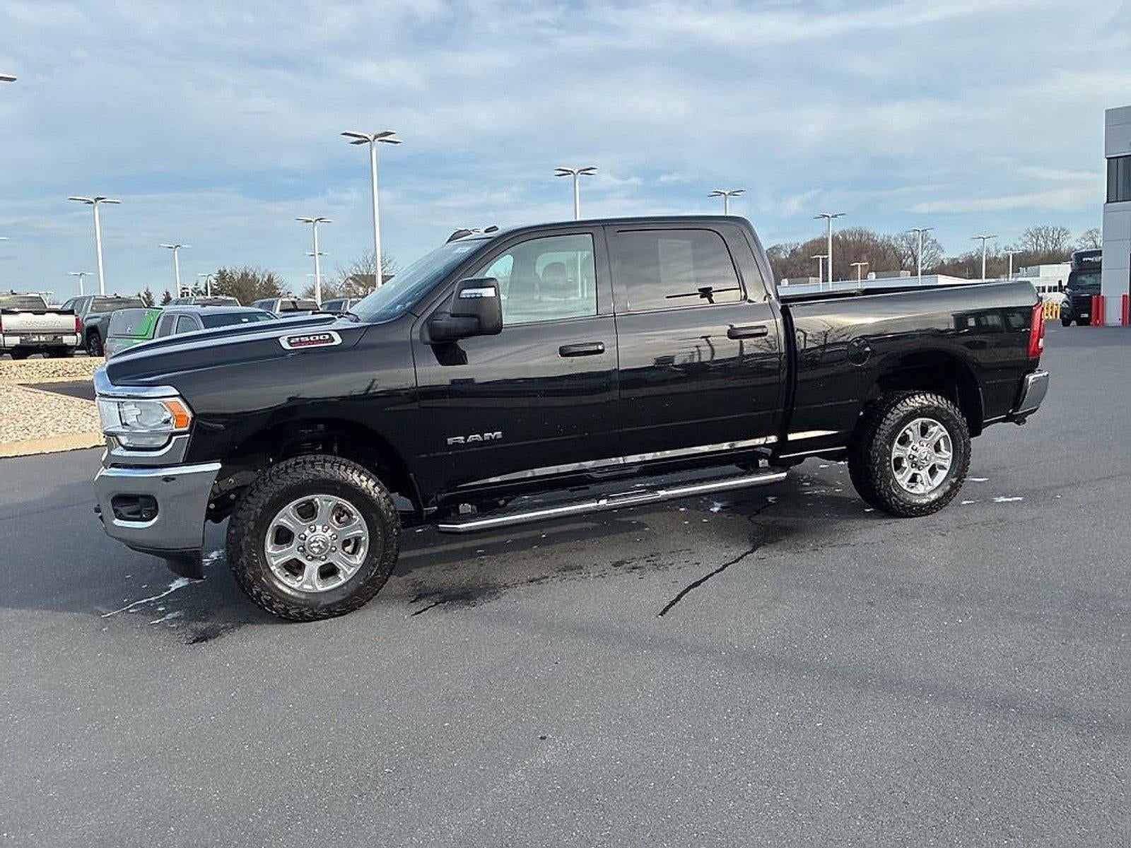 2024 RAM 2500 Big Horn 4x4 Crew Cab 6'4" Box
