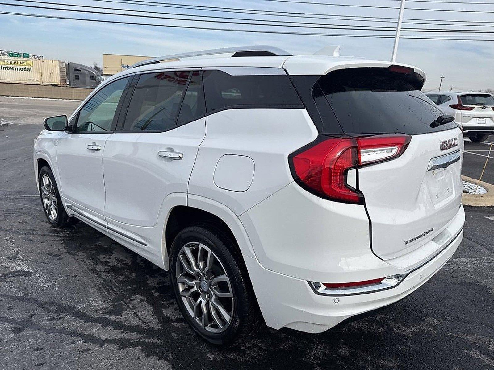 2023 GMC Terrain AWD 4dr Denali