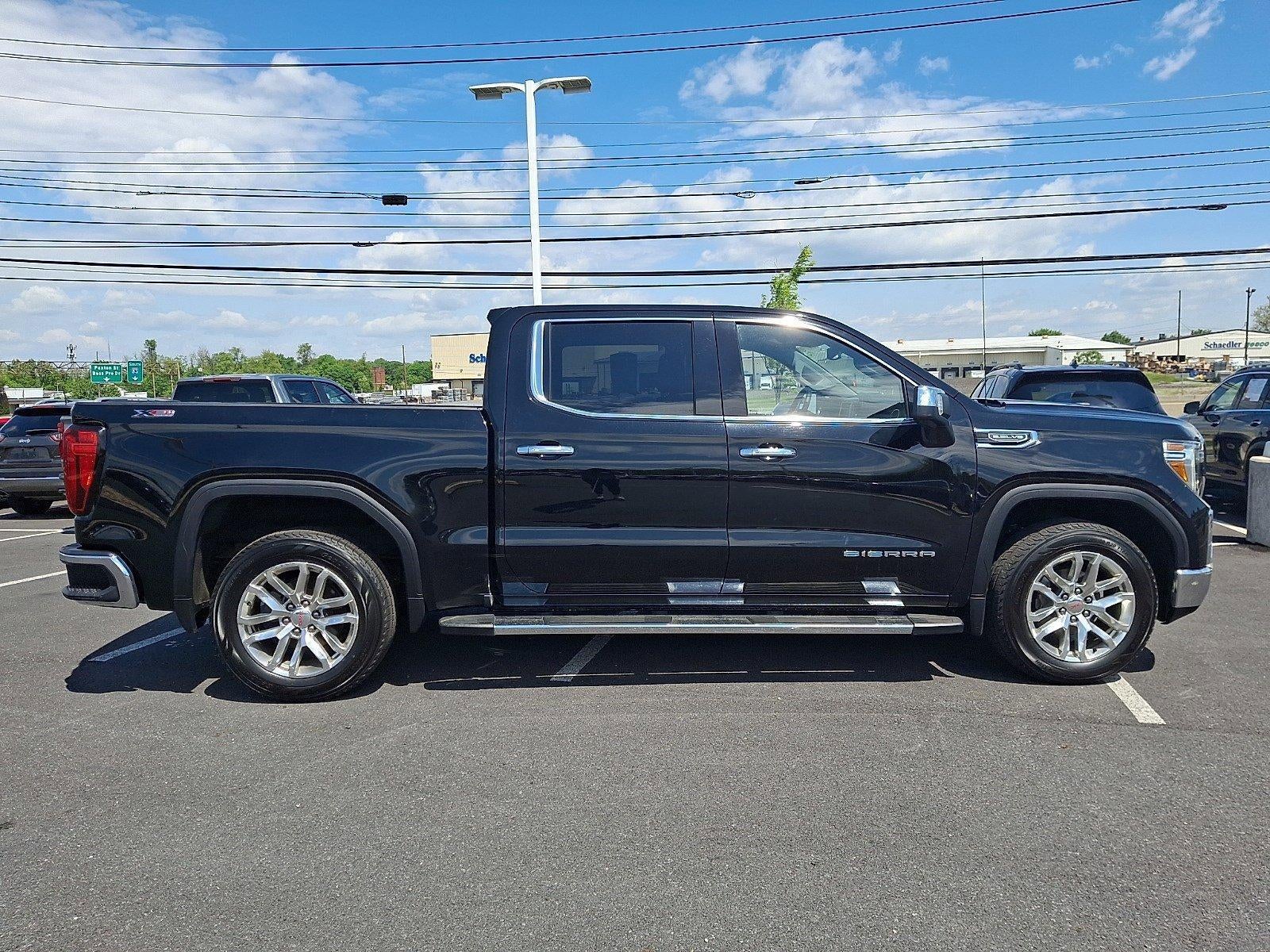 2021 GMC Sierra 1500 Crew Cab Short Box 4-Wheel Drive SLT