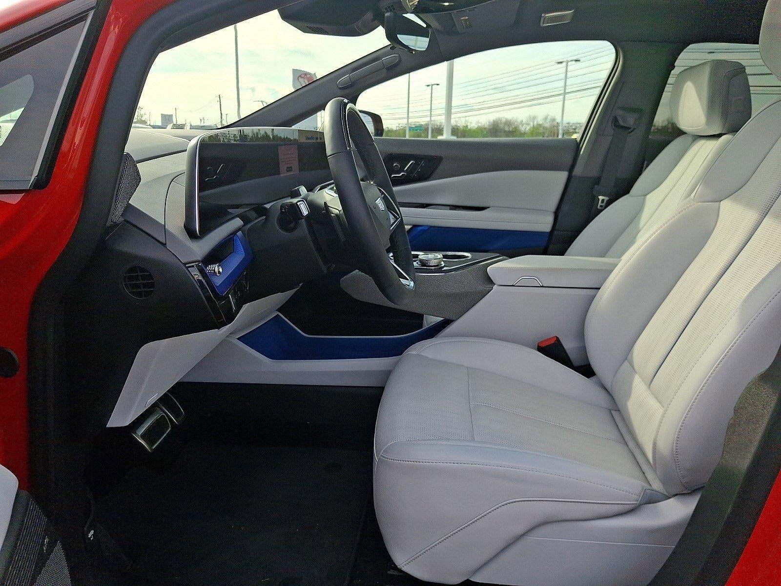 2025 Cadillac OPTIQ AWD 4dr Sport w/1SH