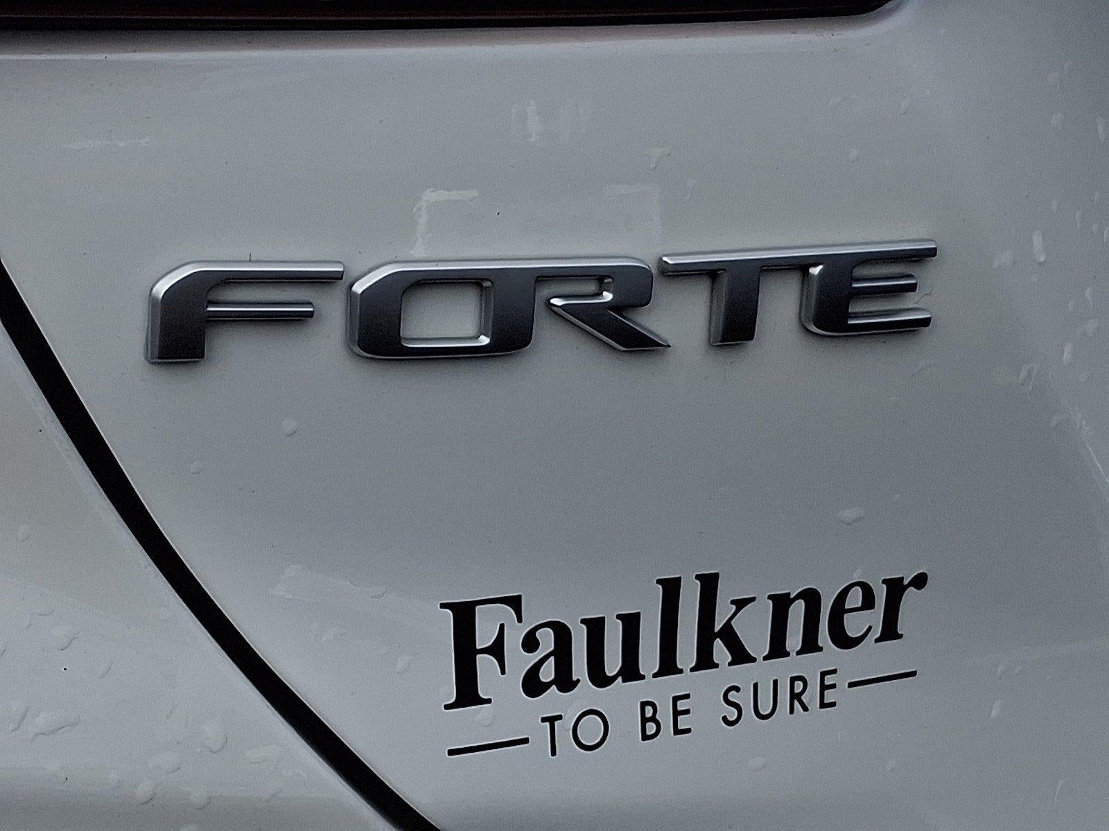 2024 Kia Forte LXS IVT