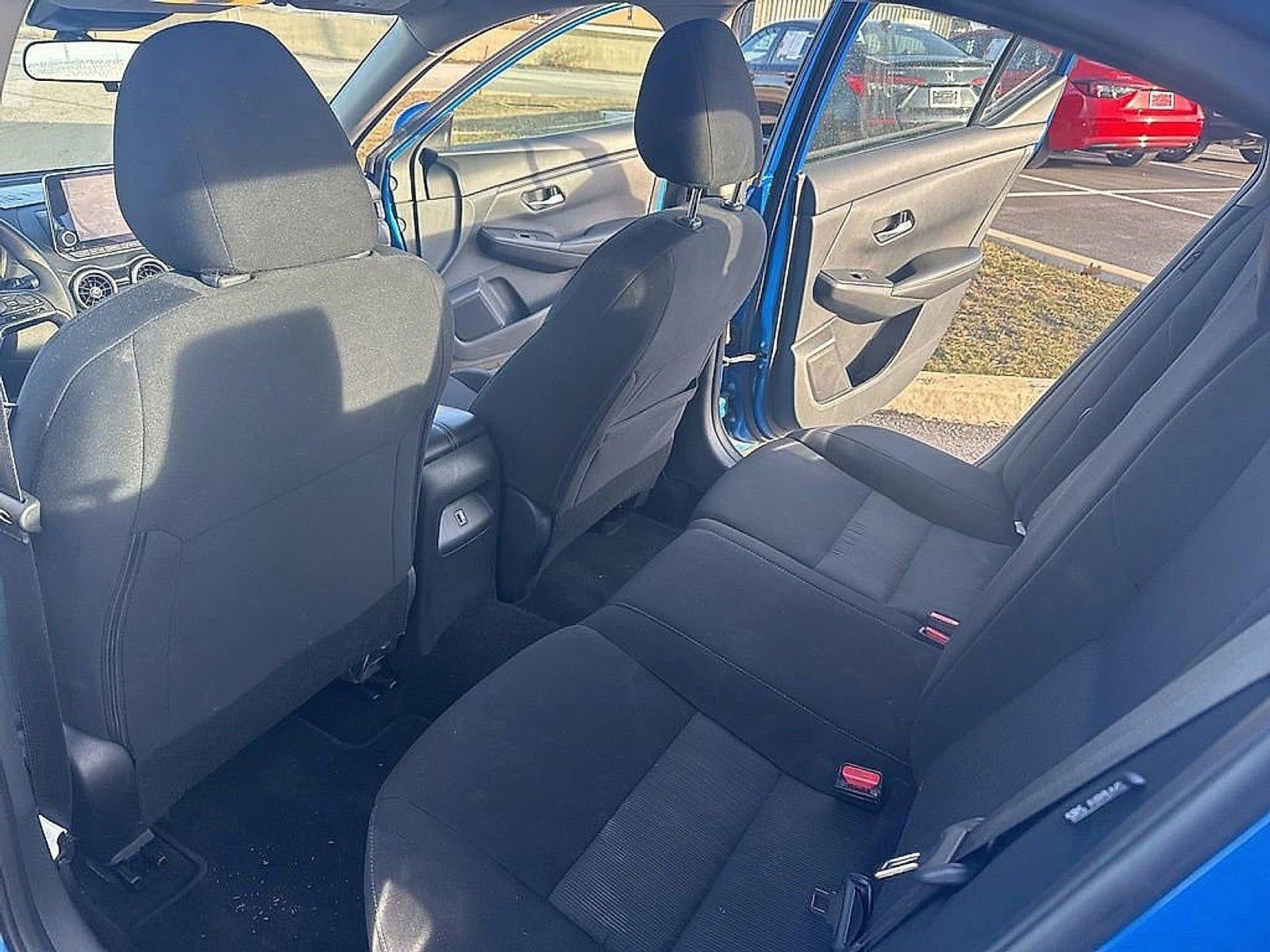 2023 Nissan Sentra SV CVT