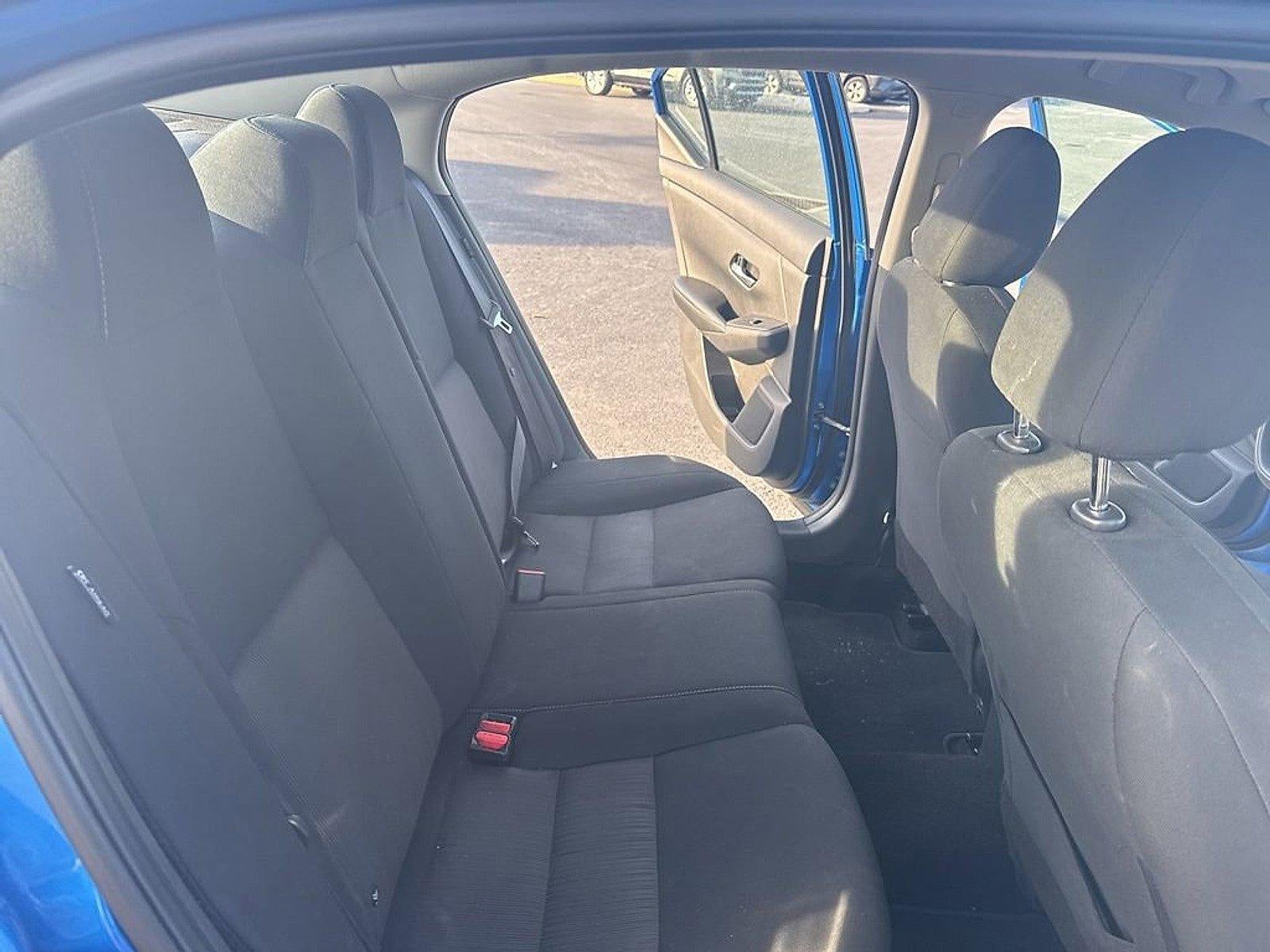 2023 Nissan Sentra SV CVT