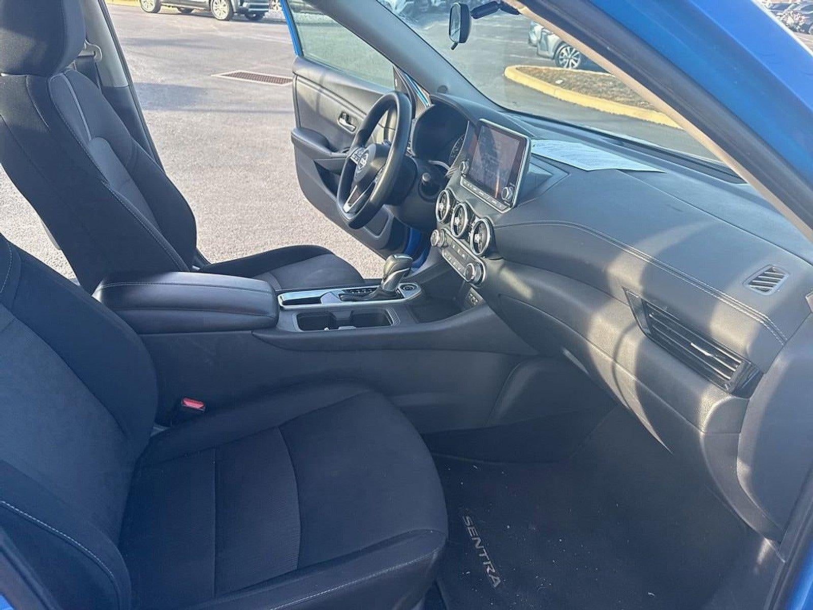 2023 Nissan Sentra SV CVT