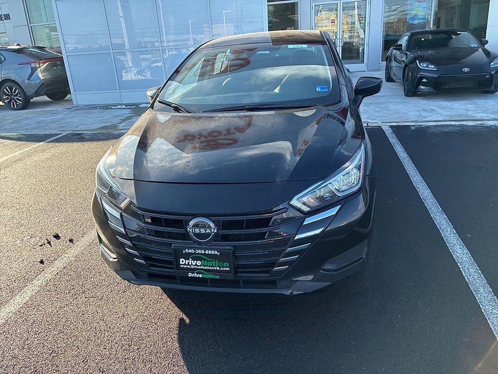 2023 Nissan Versa SV CVT