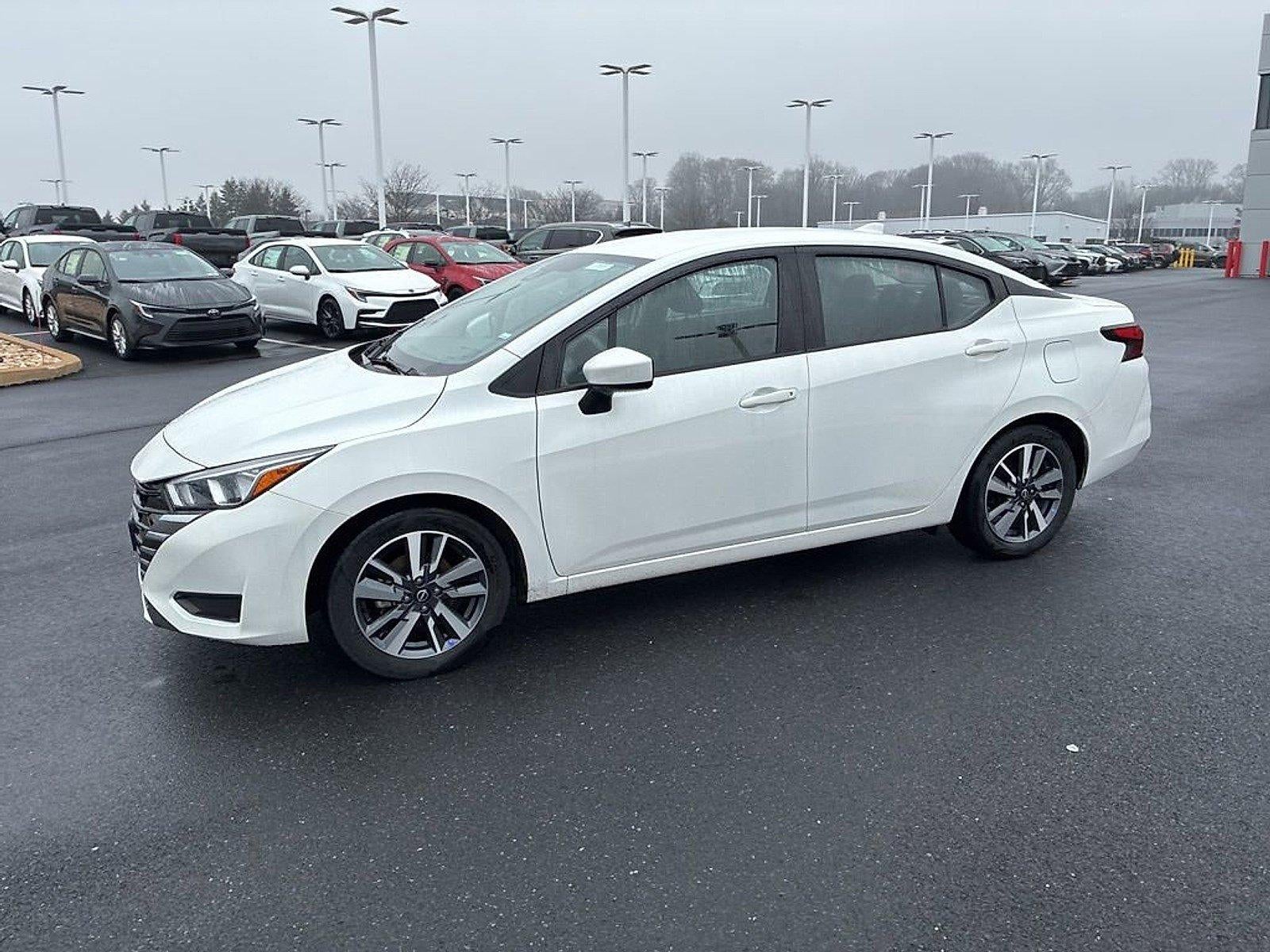 2023 Nissan Versa SV CVT