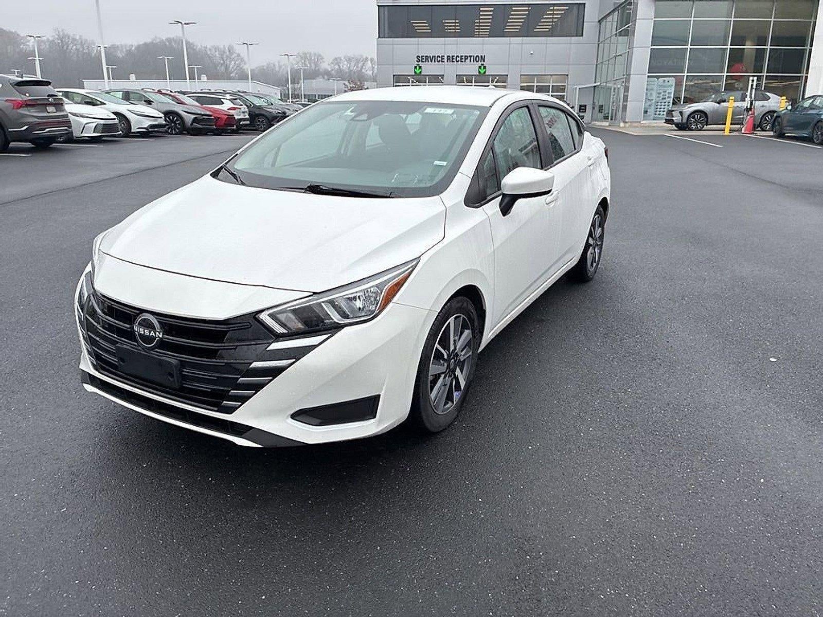 2023 Nissan Versa SV CVT