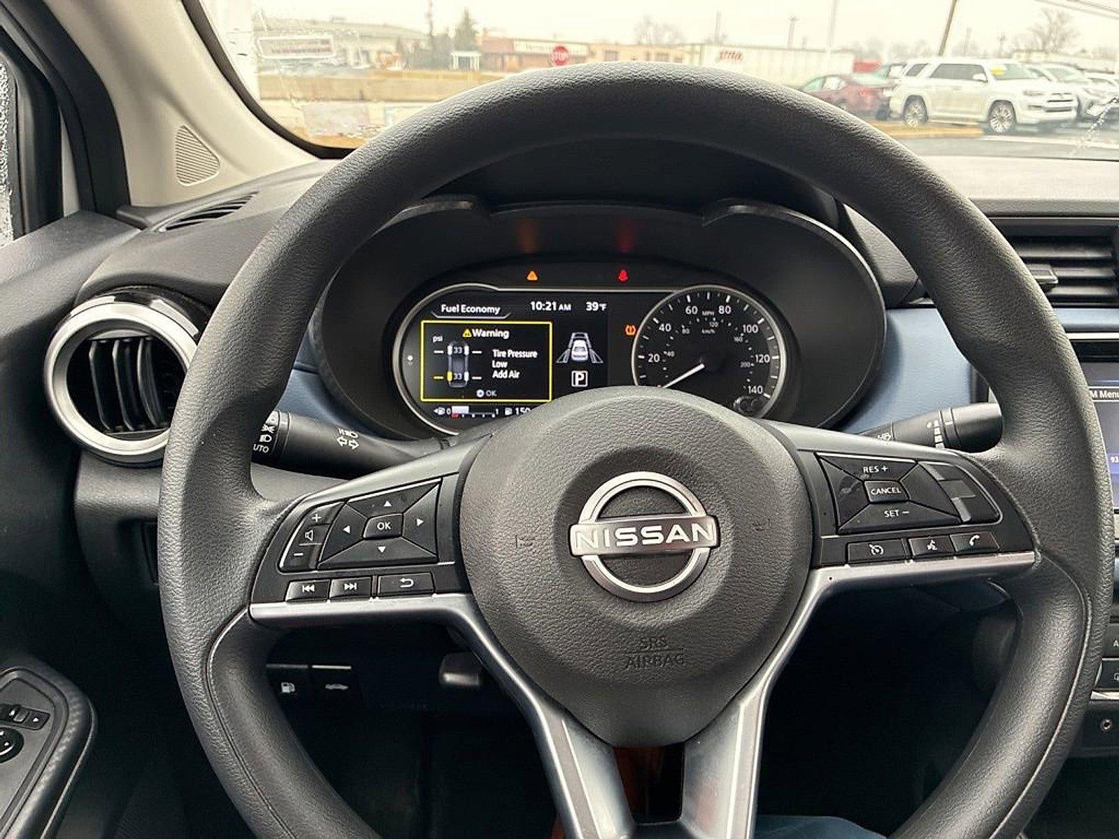 2023 Nissan Versa SV CVT