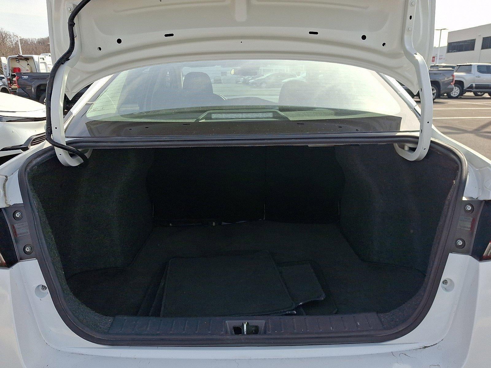 2023 Nissan Versa SV CVT