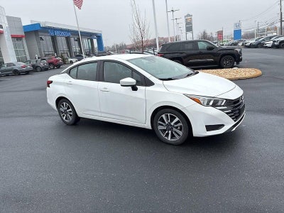 2023 Nissan Versa SV CVT
