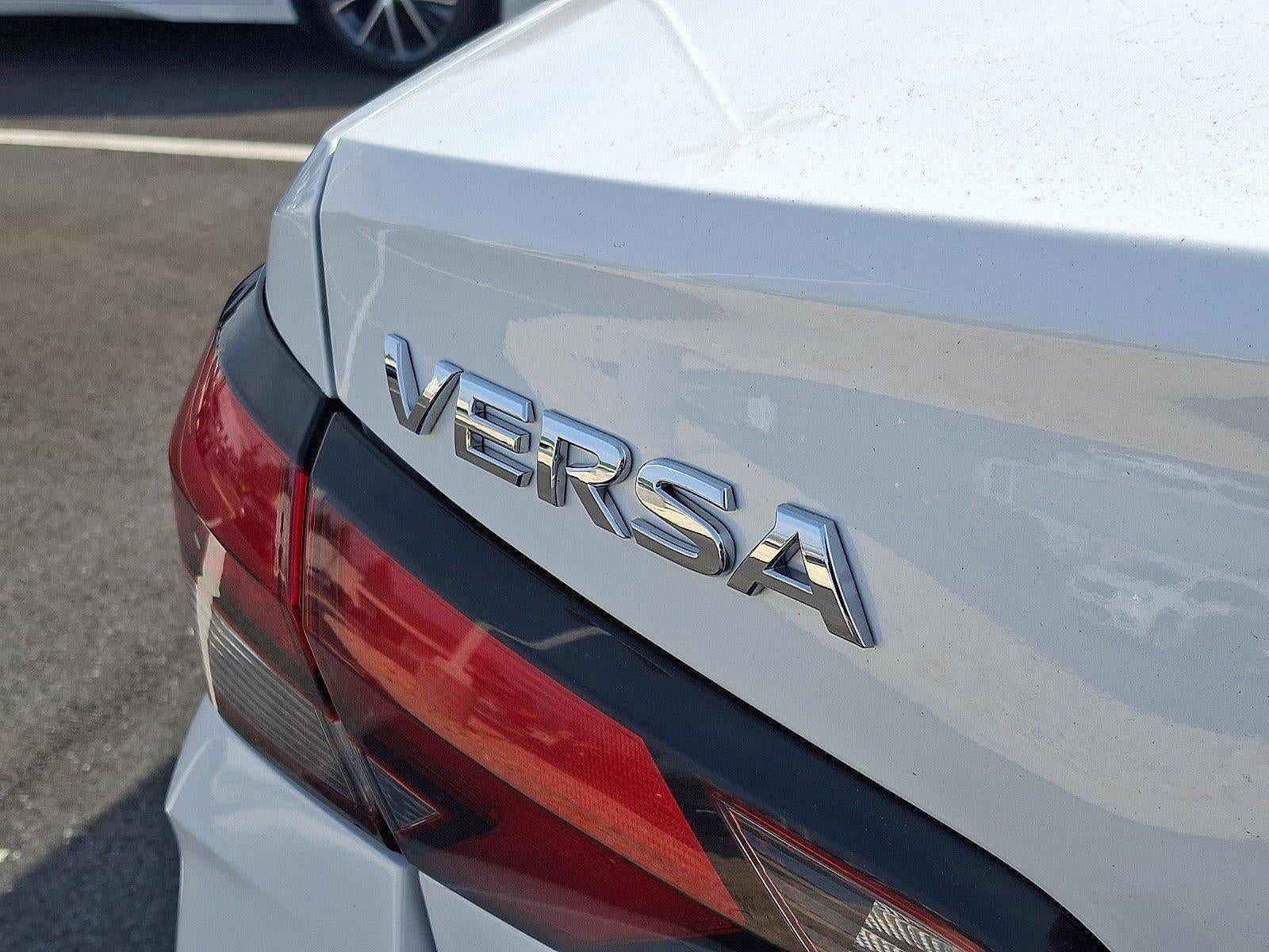 2023 Nissan Versa SV CVT