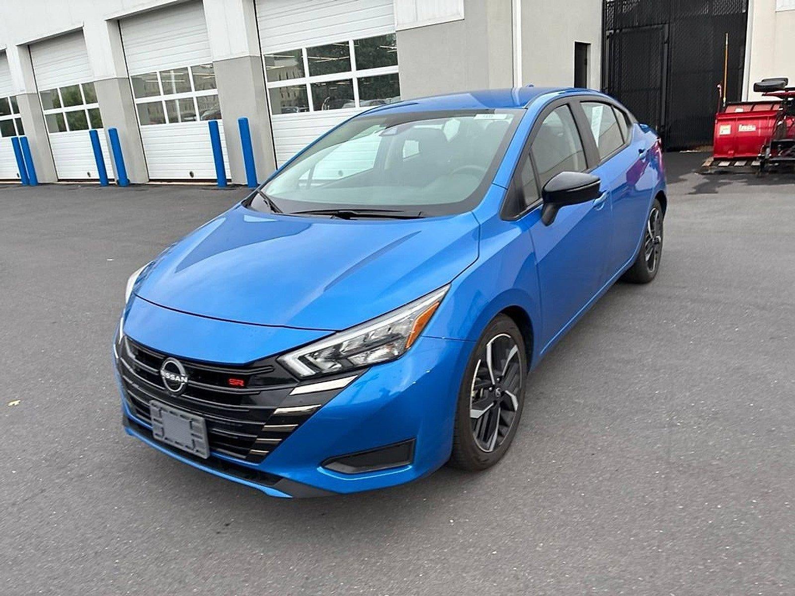 2024 Nissan Versa SR CVT