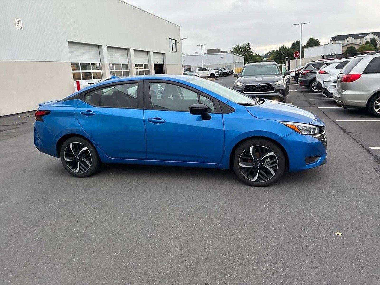 2024 Nissan Versa SR CVT