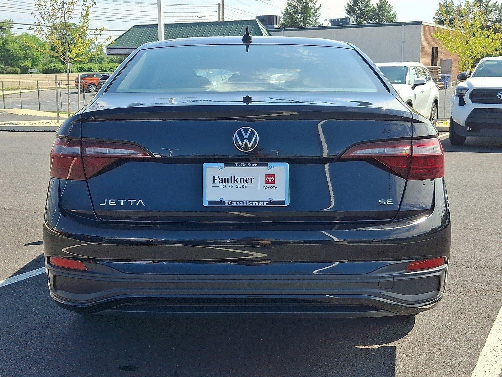 2024 Volkswagen Jetta SE Auto
